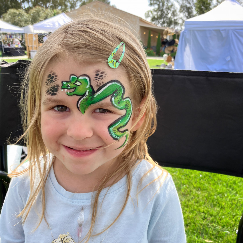 Gallery photo 1 of Tangtastic Face Painting