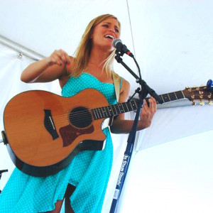 Tara Tinsley - Singing Guitarist / Wedding Musicians in Denton, Texas