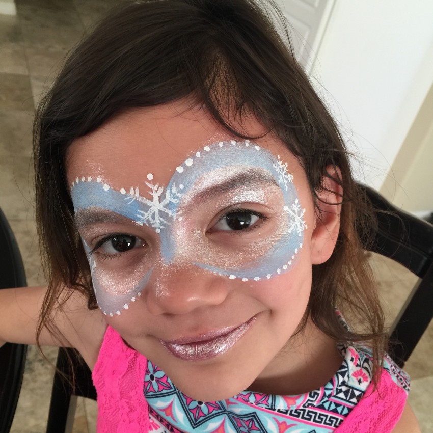 Hire Taylor McLean Face Painting Face Painter in Las Vegas, Nevada