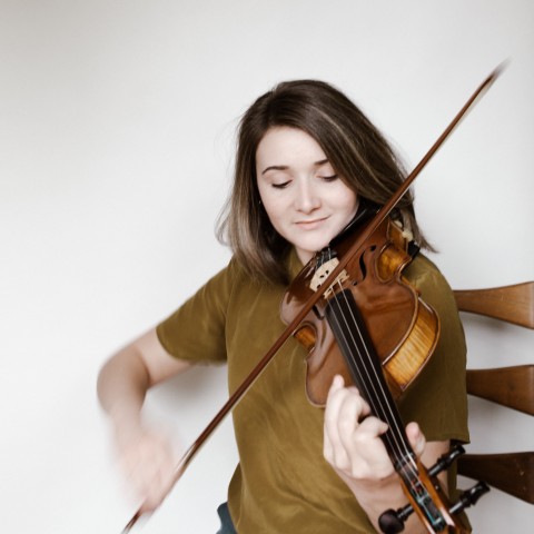 Hire Taylor Sullivan - Fiddler in San Dimas, California