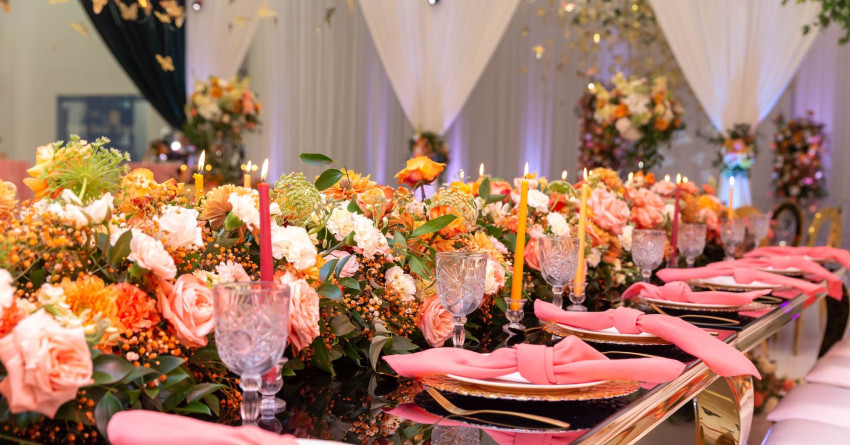 Gallery photo 1 of The Bloomerati - Flowers & Event Design