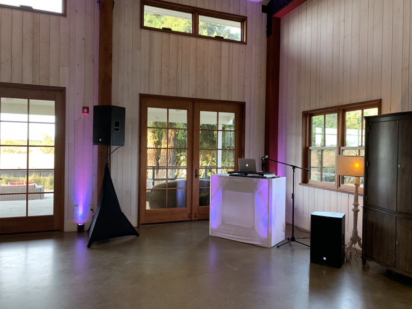 Hire The Dance Floor DJ Wedding DJ in Sacramento, California