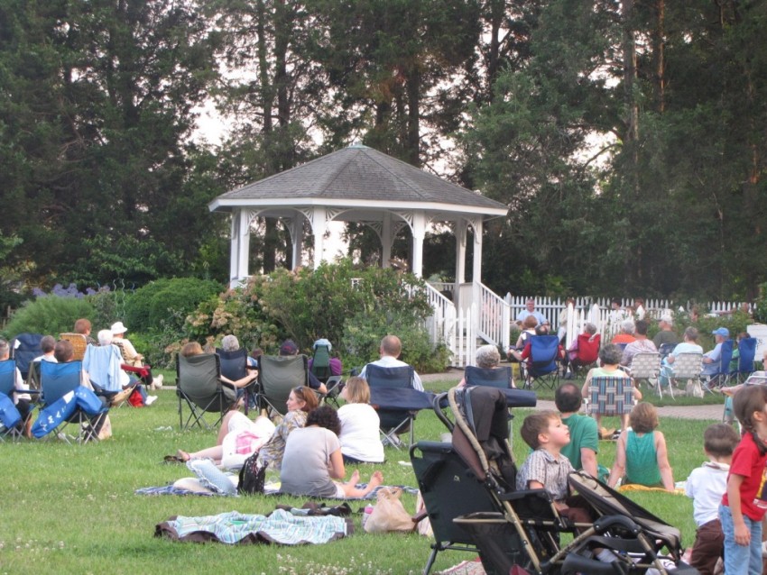 Hire The Fender Benders Rock Band in Centreville, Virginia