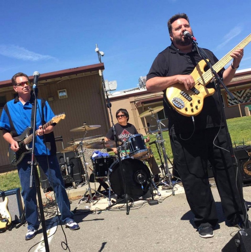 Hire The Fender Benders Blues Band in Concord, California