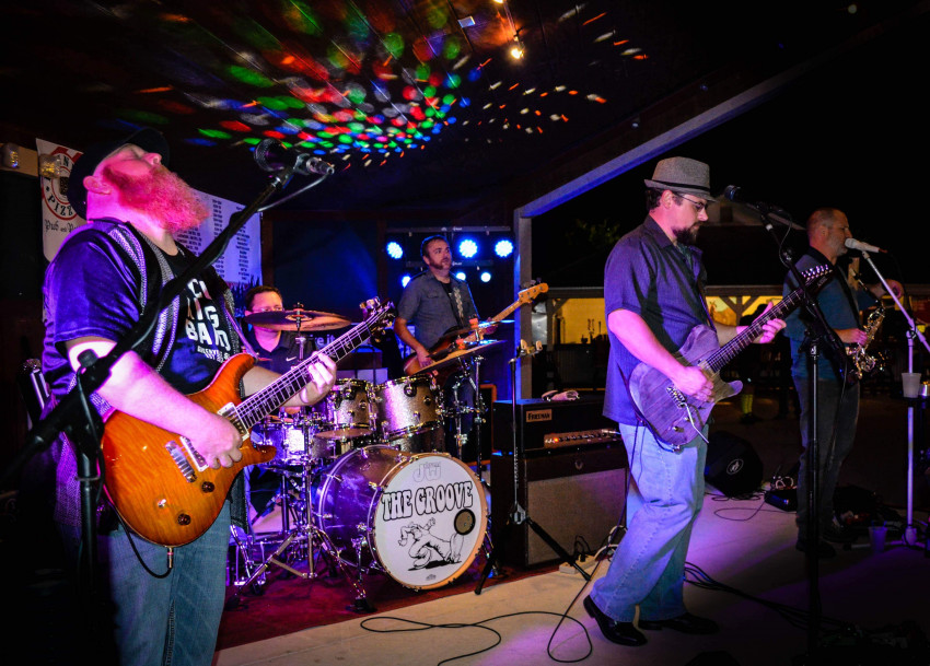 Hire The Groove Classic Rock Band in Columbus, Ohio