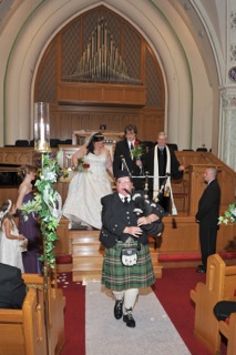 Gallery photo 1 of Amanda McGregor - Bagpiping for your Event