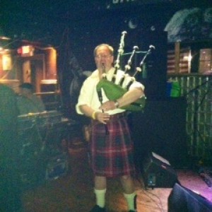 The Lone Piper - Bagpiper / Funeral Music in Northbrook, Illinois