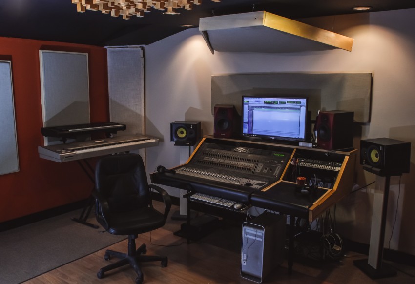 Hire The Mix Loft Recording Studio Sound Technician in Quincy