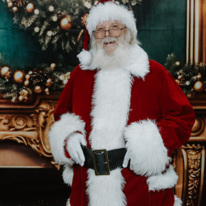 The Mountaintop Santa - Santa Claus in Sparta, North Carolina