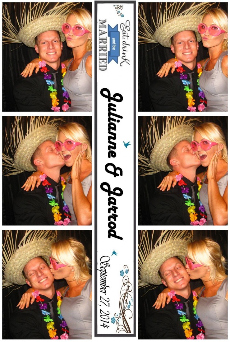 Gallery photo 1 of The Nashville Classic Photobooth