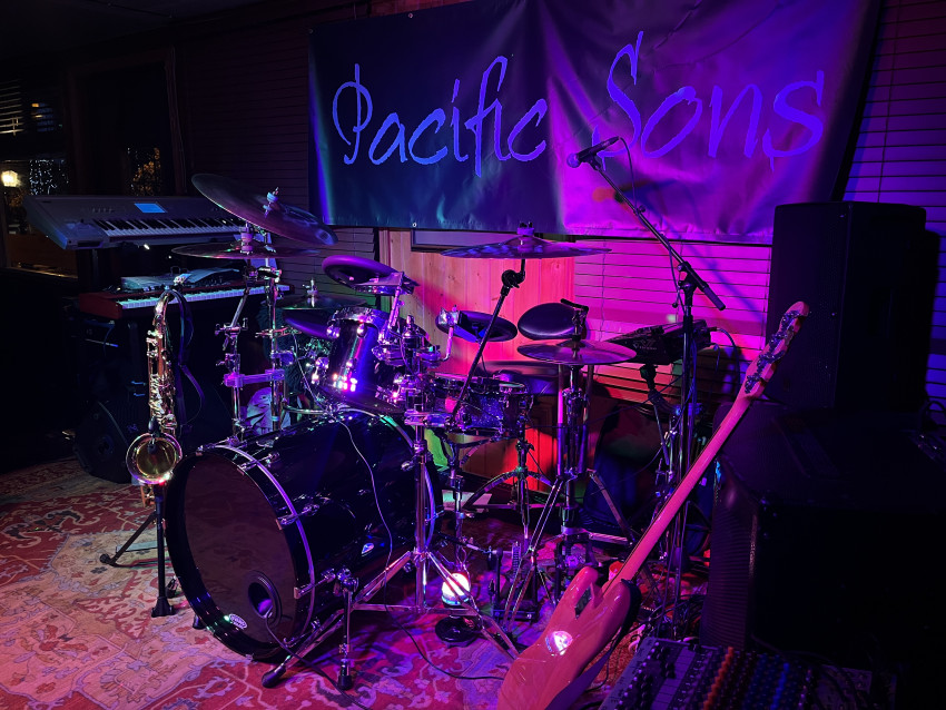 Gallery photo 1 of The Pacific Sons