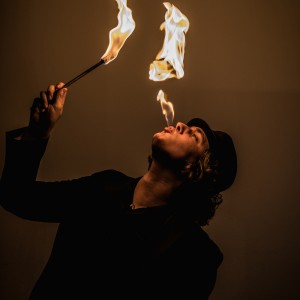 The Professional Misfit - Comedy Magician / Fire Eater in Orlando, Florida
