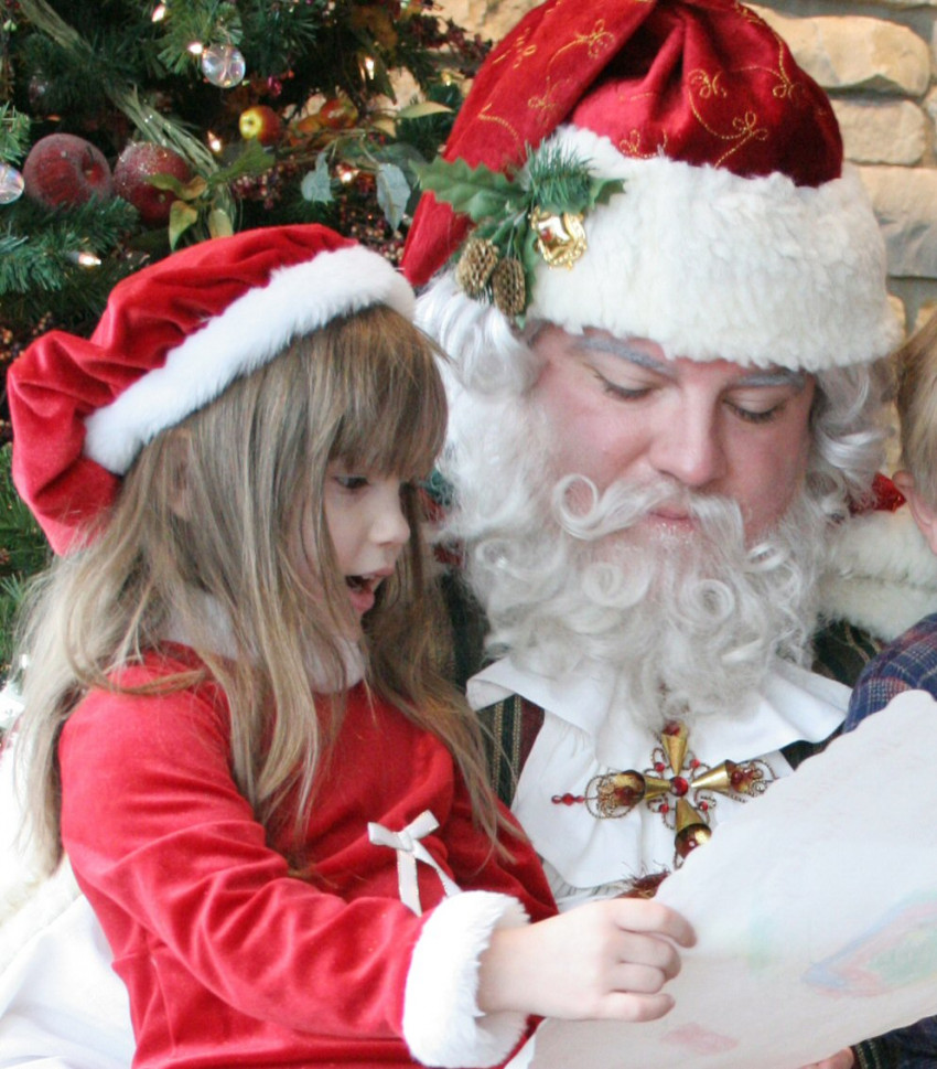 Hire The "Real" Santa Claus Santa Claus in Downers Grove, Illinois