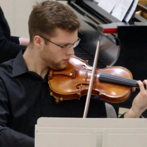 The Tall Violinist - Violinist / Wedding Entertainment in Salem, Oregon