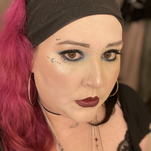 Rhiannon WillowFae - Tarot Reader / Halloween Party Entertainment in Portland, Oregon