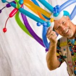 The Unique Twist & twisting crew - Balloon Twister in Peoria, Illinois