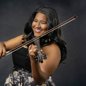 The Violinist Entertainer - Violinist / Jazz Singer in St Louis, Missouri
