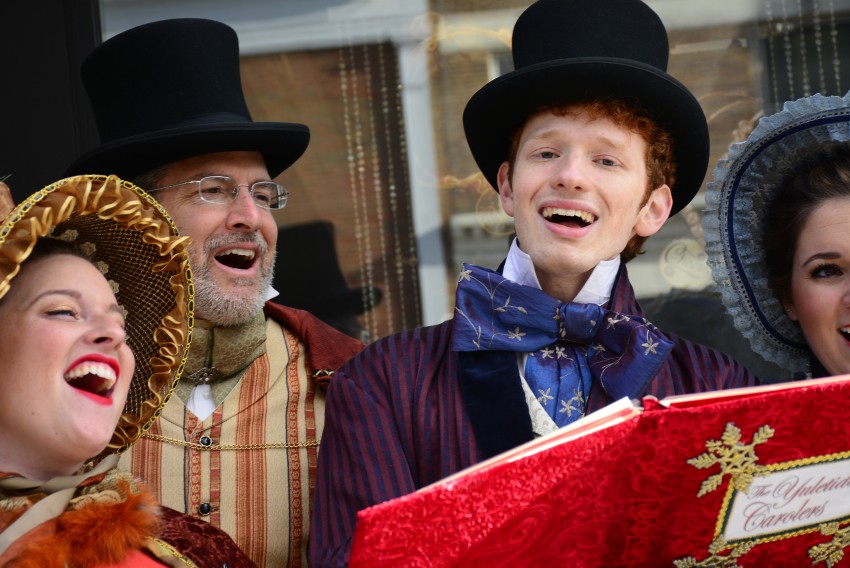 Hire The Yuletide Carolers (New Jersey) Christmas Carolers in