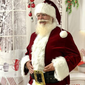 There is a Santa - Santa Claus in Long Beach, California