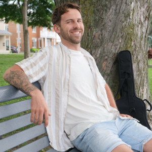 Thierry Travels - Folk Singer in Longueuil, Quebec