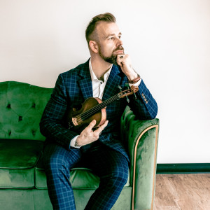 Thomas Jenkins | Fuzzy Fiddler - Violinist / Country Band in Gulf Shores, Alabama