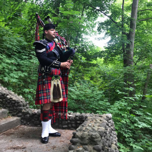 Tim Reid, Professional Bagpiper - Bagpiper in Gatineau, Quebec