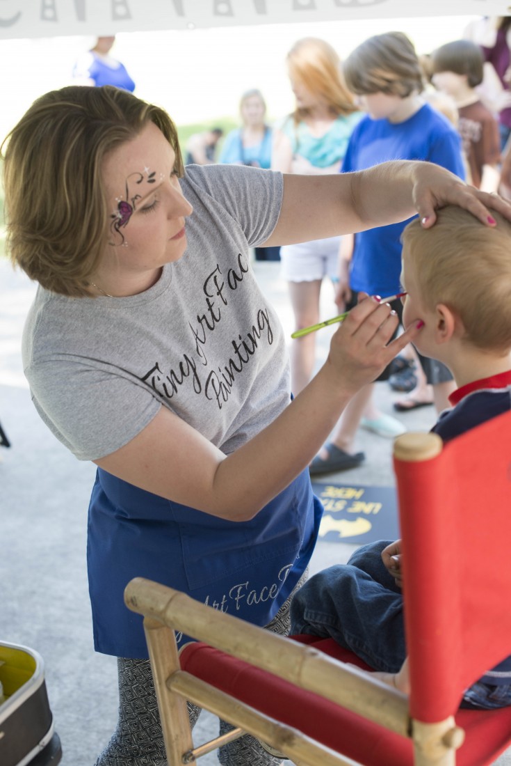 Gallery photo 1 of Tiny Art Face Painting 
