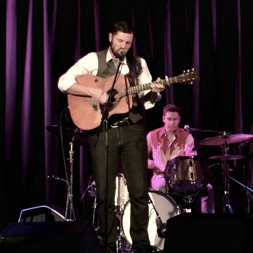 Hire Tom Rhodes - Singing Guitarist in San Francisco, California