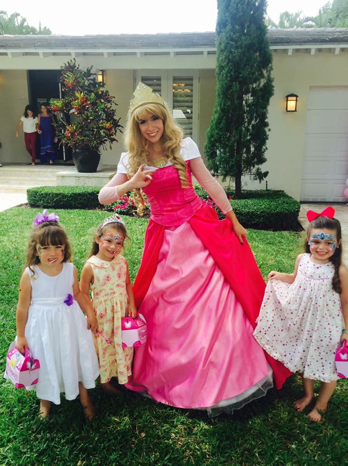 Hire TopoftheLine Event Services Face Painter in Miami, Florida