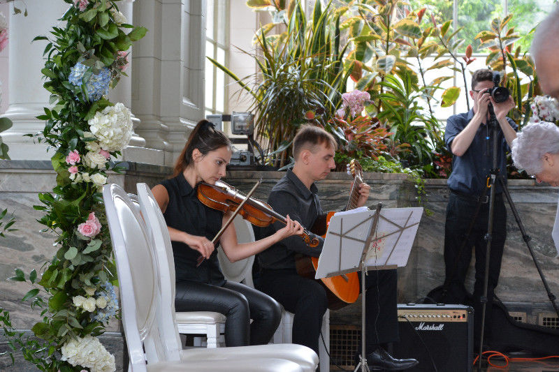 Hire Jarek JD Group Violinist in Toronto, Ontario