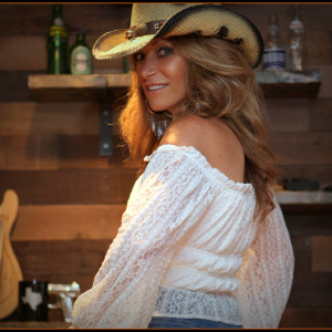 Tracy DeLucia - Country Band / Wedding Musicians in Hopewell Junction, New York