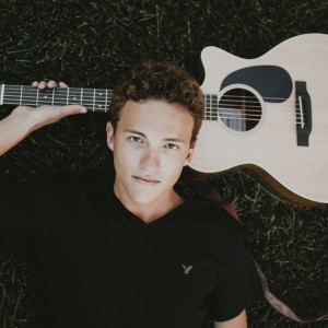 Tristan Marquardt Guitar - Singing Guitarist in Sioux Falls, South Dakota