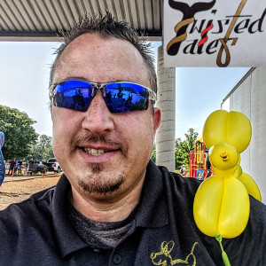 Twisted Tales Balloons - Balloon Twister / Family Entertainment in Lagrange, Georgia