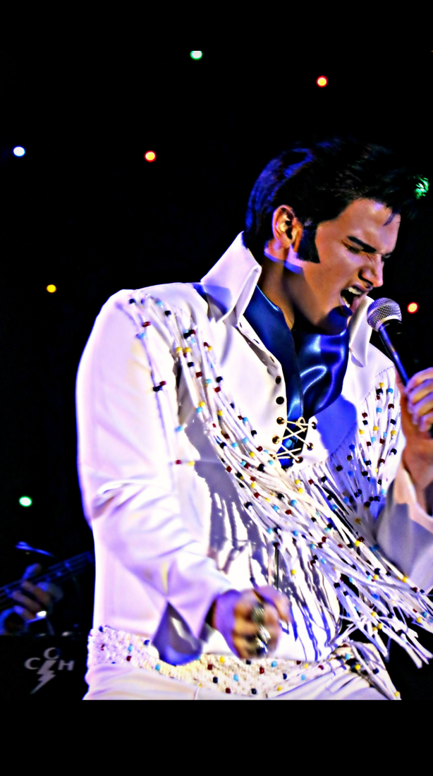 Hire Tyler Christopher Elvis Impersonator in Cincinnati, Ohio