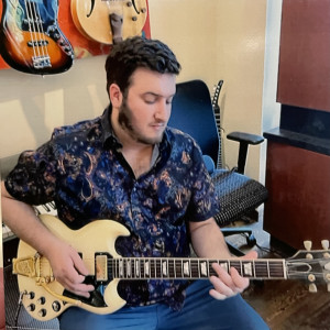 Tyler Diamond - Singing Guitarist in Saratoga, California