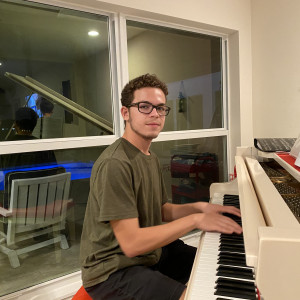 Tyler Rosado - Pianist in Lake Worth, Florida