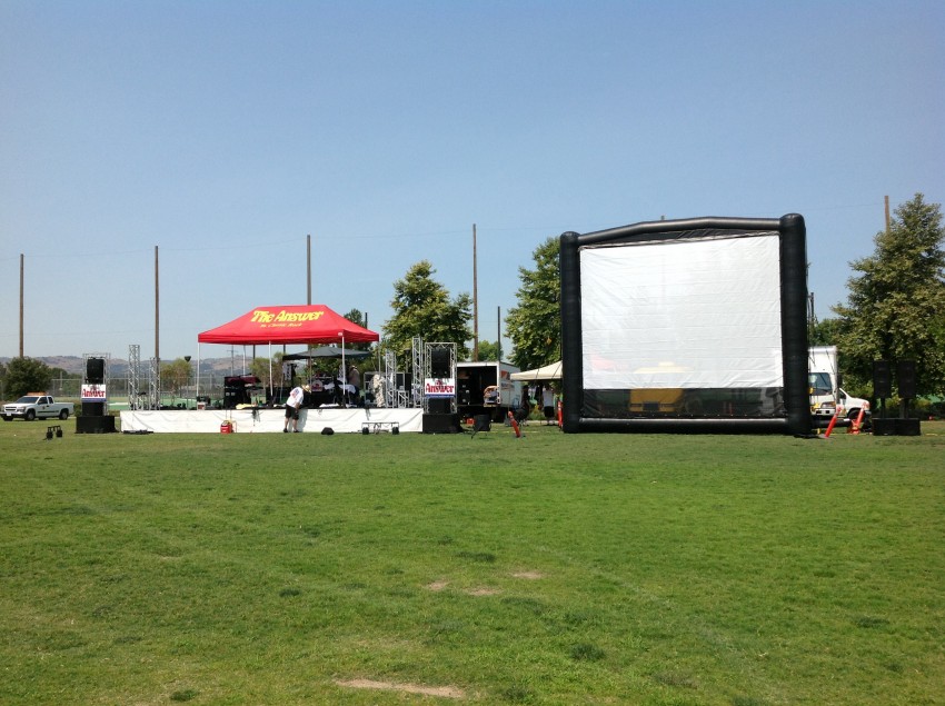 Hire Under The Stars Events Outdoor Movie Screens in La Verne, California