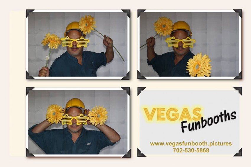 Gallery photo 1 of VEGAS Funbooths