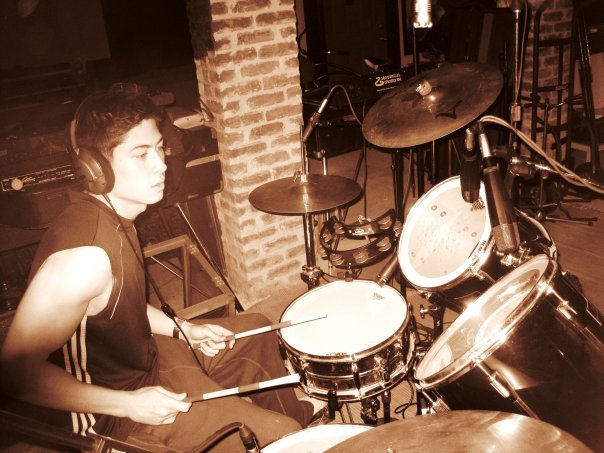 Gallery photo 1 of Versatile Drummer