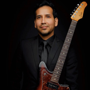 Guitarist Tony Peñalva
