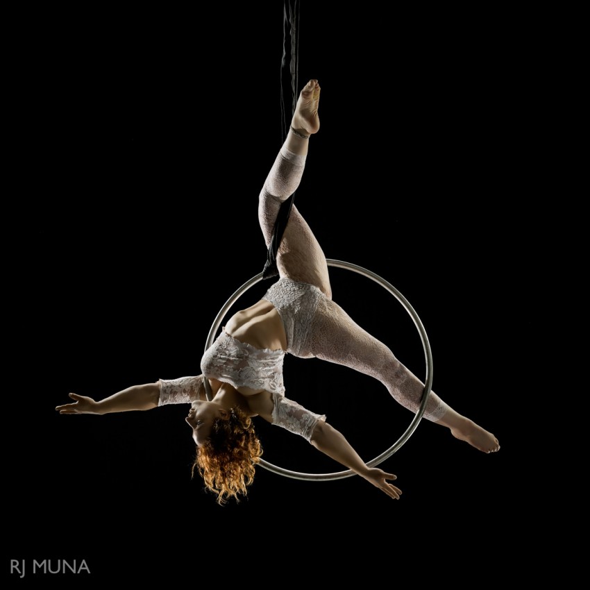 Hire Lyra Levin - Aerialist in San Francisco, California