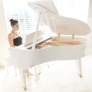 Heidi Savoie - Pianist and Vocalist for Weddings and Events - Pianist in Toronto, Ontario