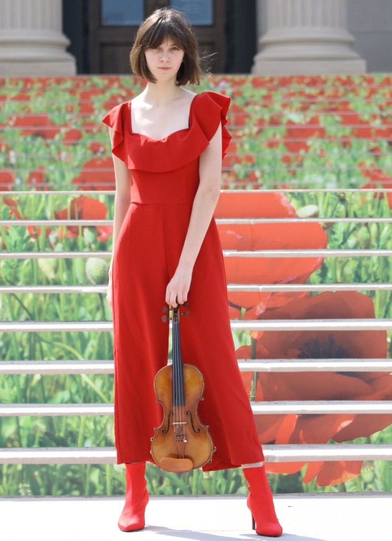 Hire Violinist Alanna North Violinist in Memphis, Tennessee