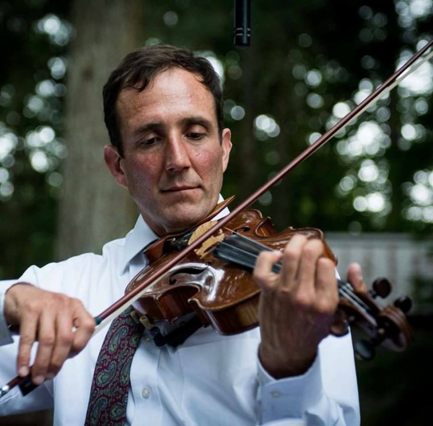 Gallery photo 1 of Violinist and Fiddler Jeffrey Reynolds
