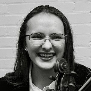 Lauren Oeser, Violinist