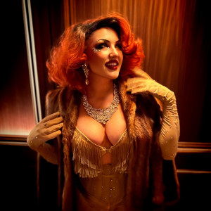 Vivi Noir - Burlesque Entertainment / Dancer in New Orleans, Louisiana