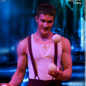 Vova Juggler - Juggler in Thiells, New York