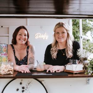 Wandering Wildflowers - Bartender in Newberg, Oregon