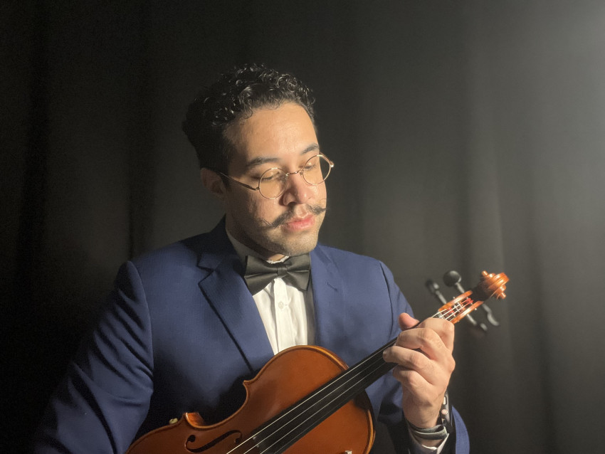 Hire William C Galvez Violinist in San Antonio, Texas