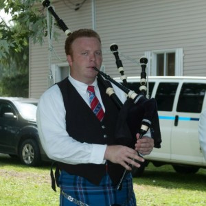 Wedding and Funeral Bagpiper